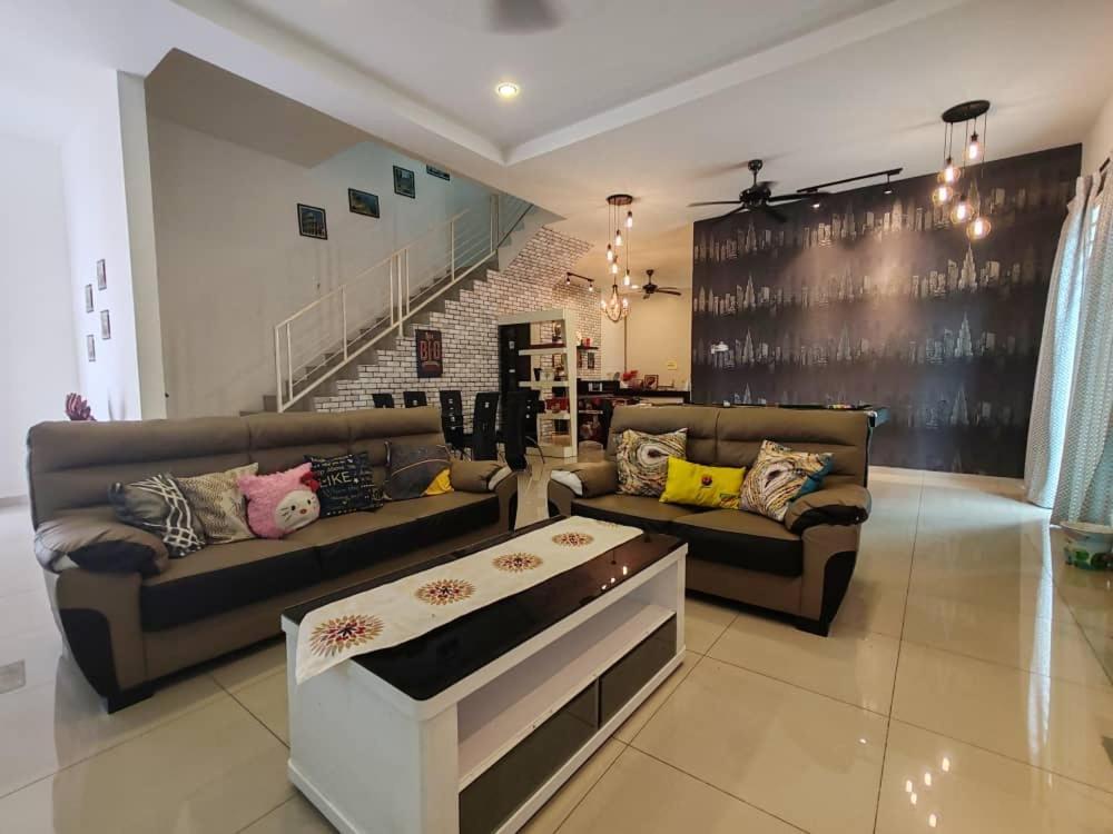Sitiawan Teluk Batik 16modernhome Private Pool Karaoke Bbq 15pax Holiday home