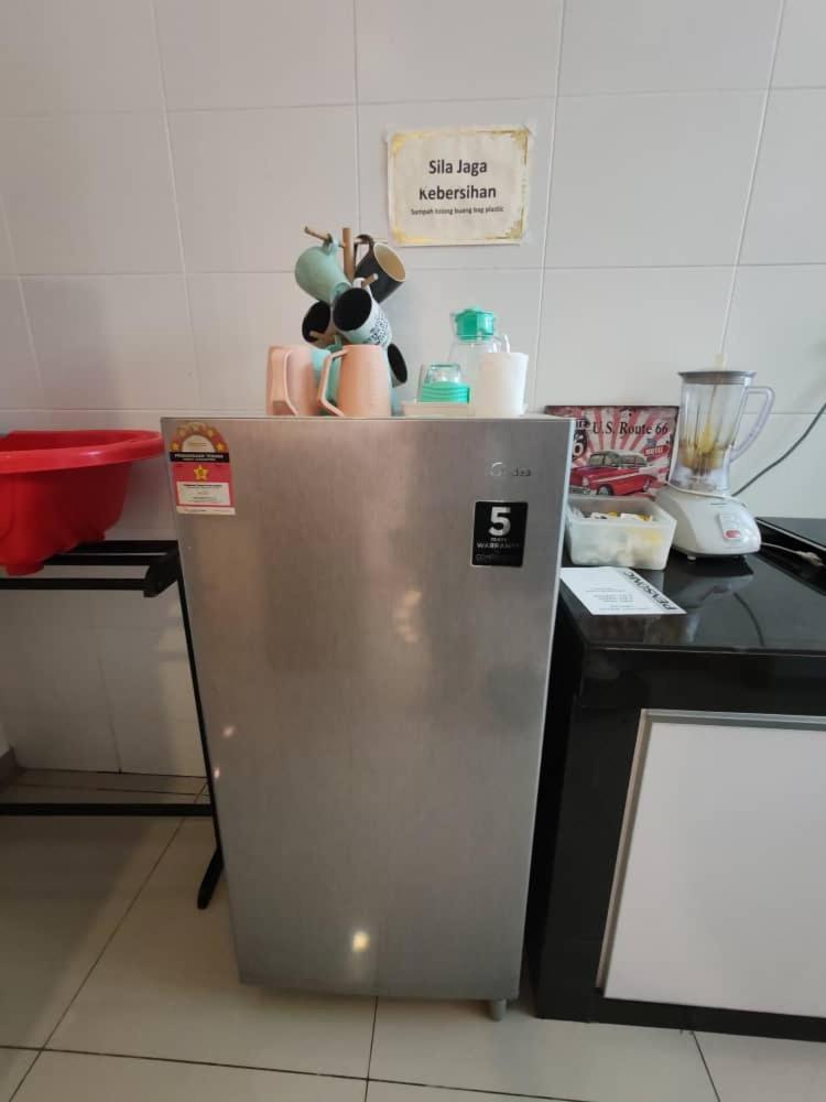 Sitiawan Teluk Batik 16modernhome Private Pool Karaoke Bbq 15pax Holiday home